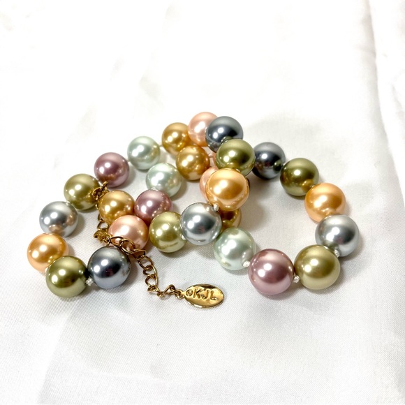 Kenneth Jay Lane pearl necklace - Picture 5 of 5